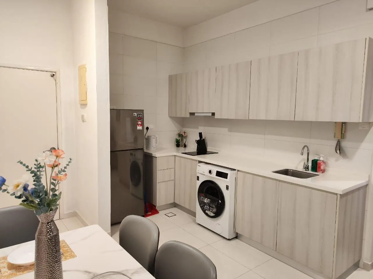 Sks Pavillion Cozy Studio With Netflix Wifi Car Park 조호르 바루 아파트