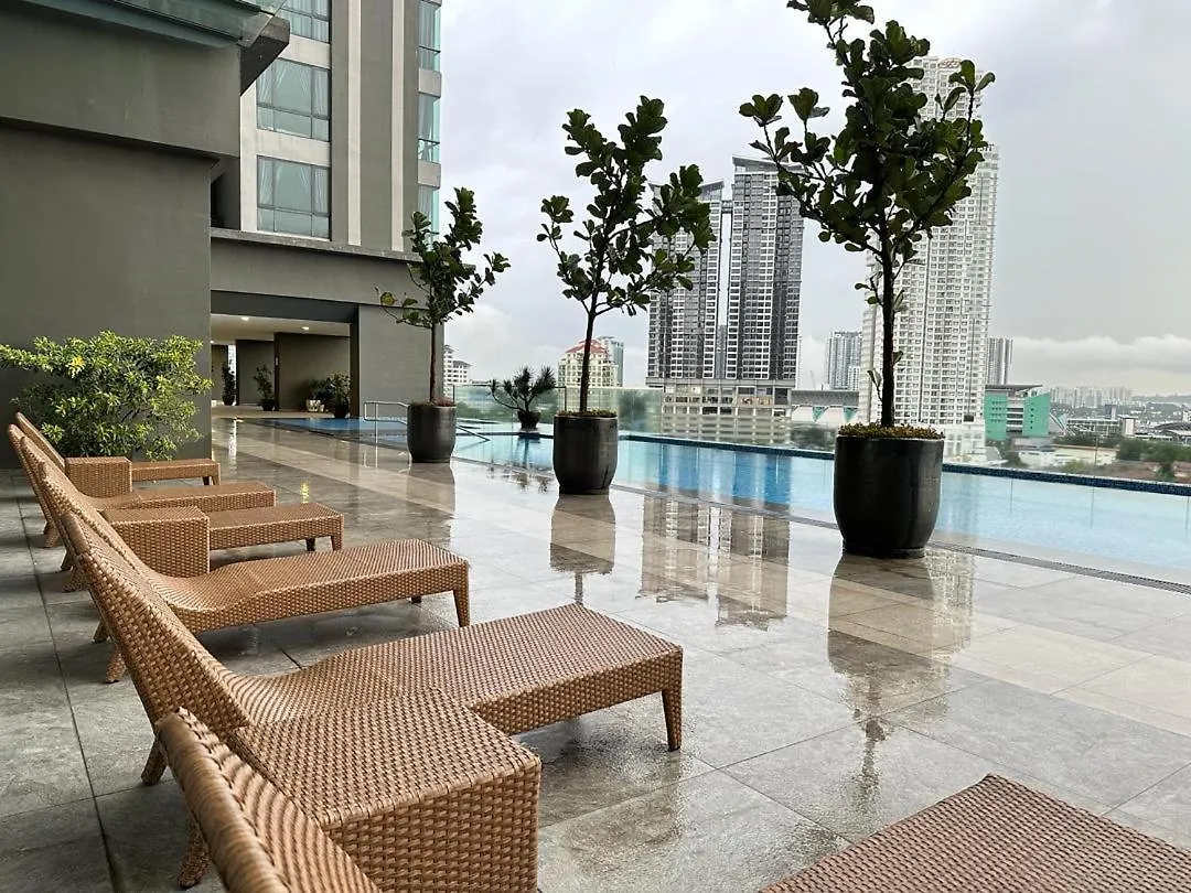 Sks Pavillion Cozy Studio With Netflix Wifi Car Park 조호르 바루 아파트